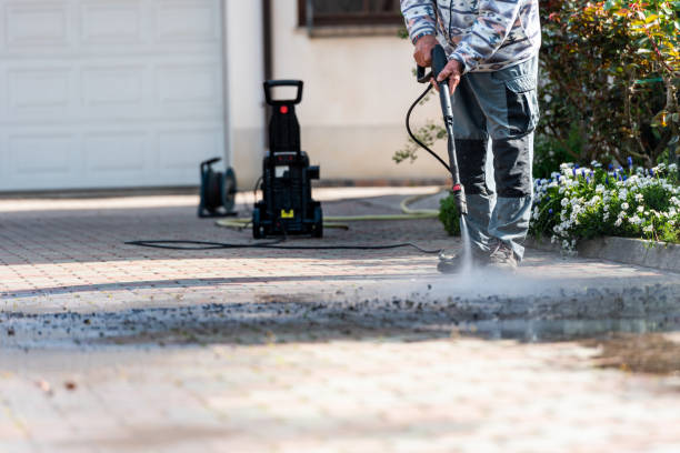 Best Affordable Pressure Washing  in Visalia, CA